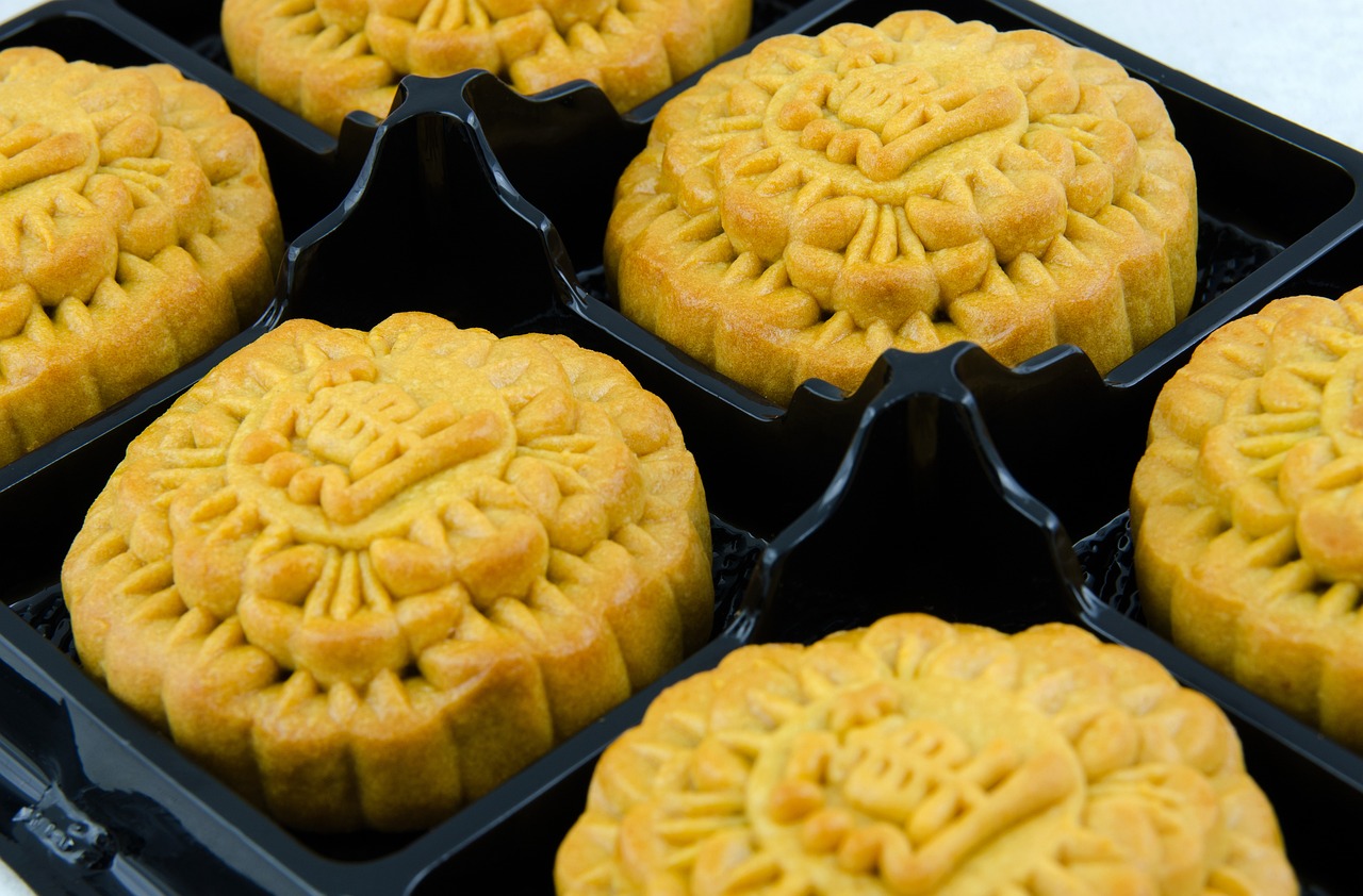 迷你世界南瓜饼制作指南，轻松上手，美味出炉！