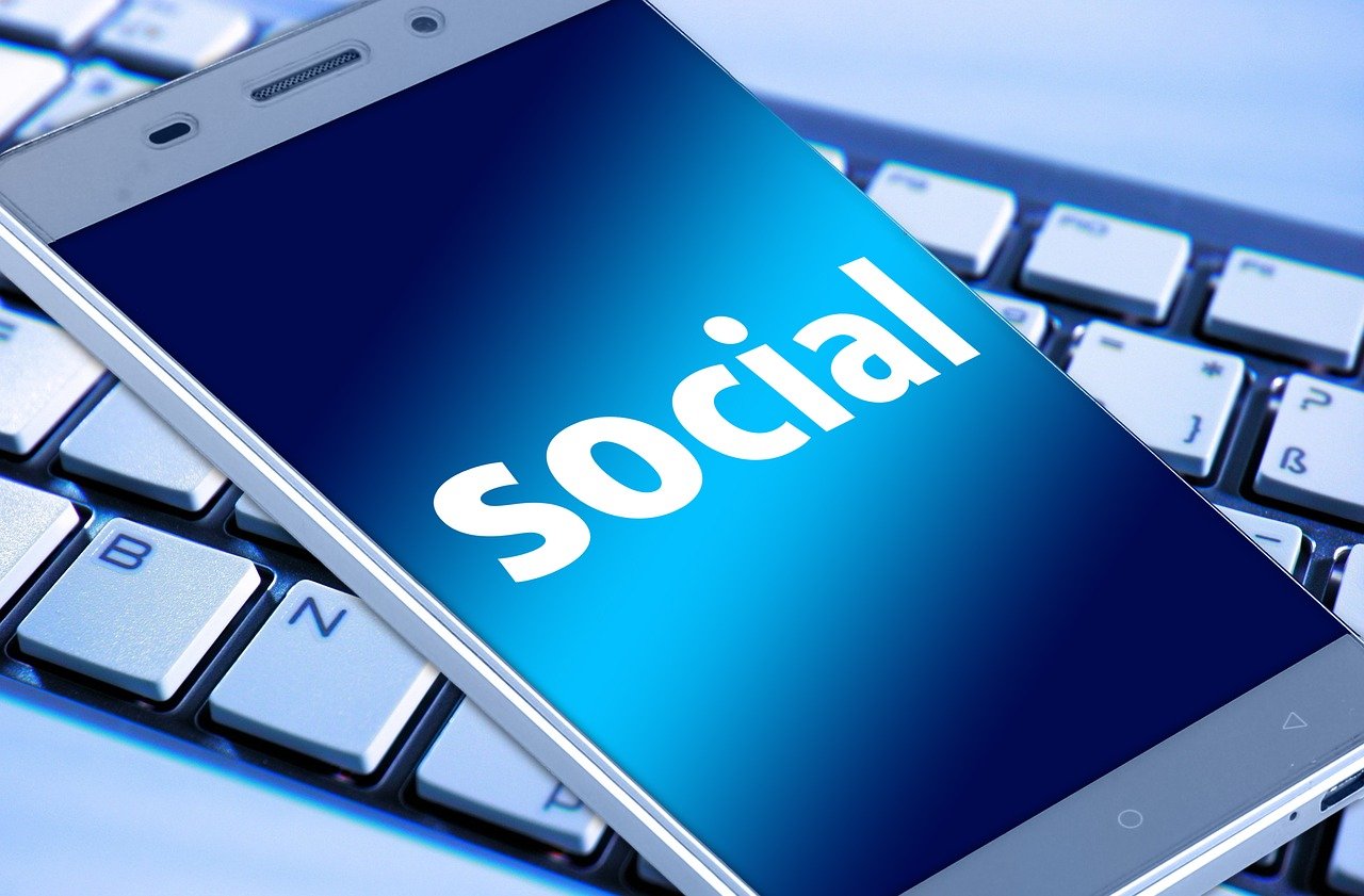 富二代就是这么嗨app在哪里下载: 一键获取豪华生活方式