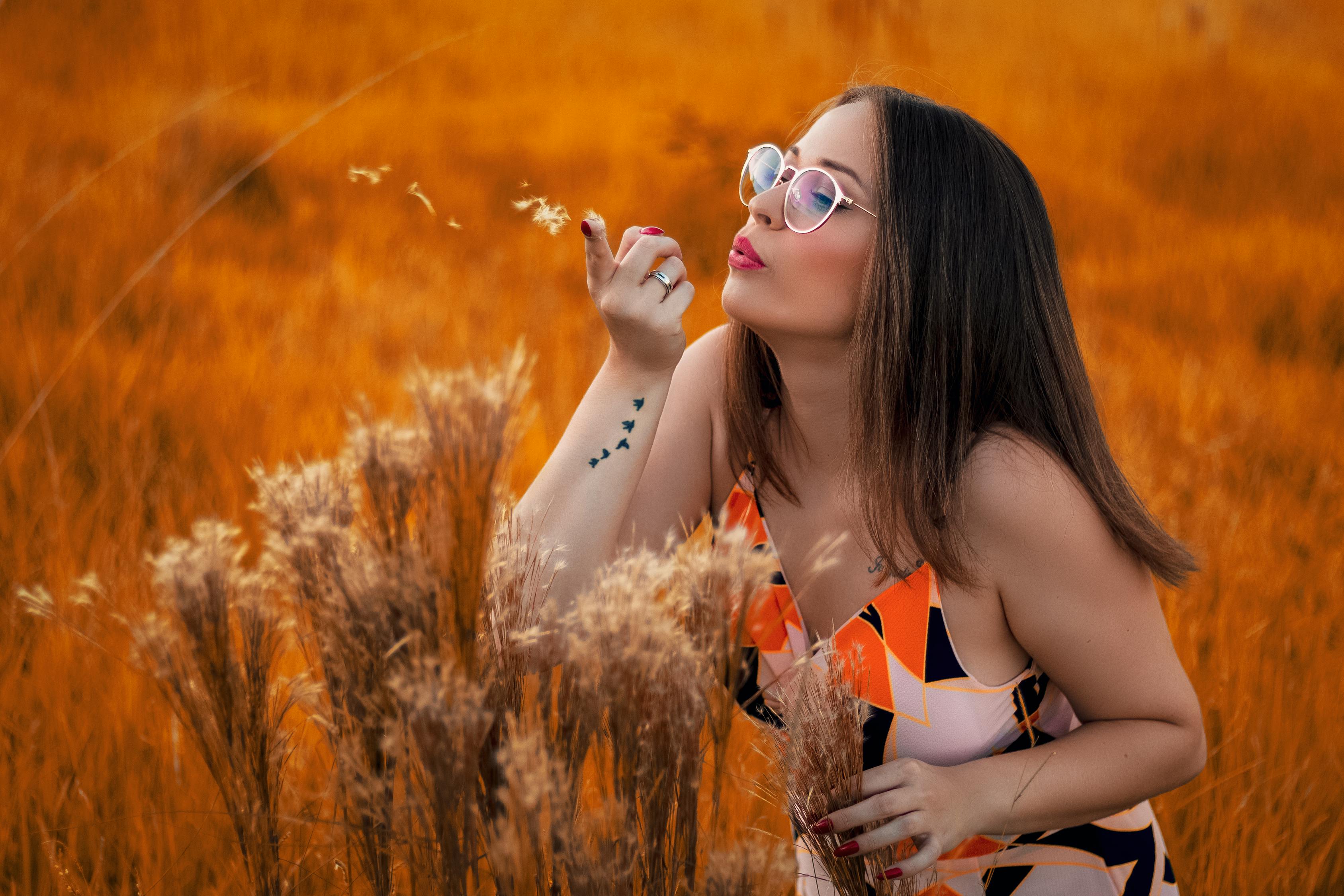 帅哥草美女: 网络热词背后的文化现象