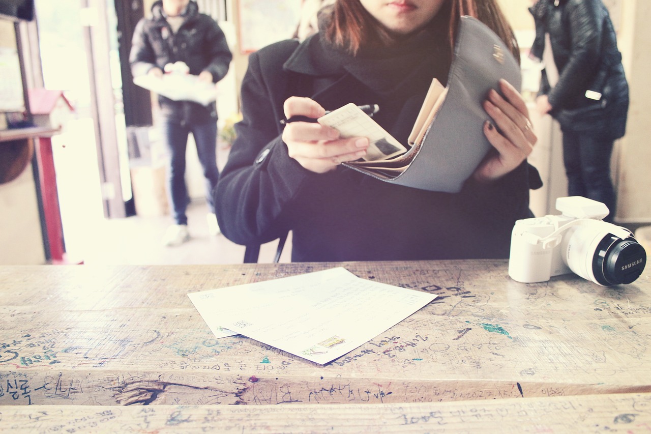 下女韩国电影免费观看: 一场关于权力与欲望的心灵之旅