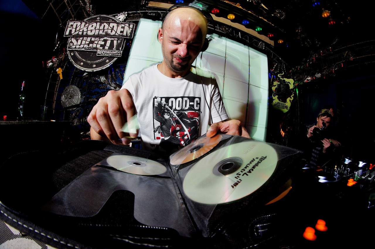 抖音80个故意泄露视频: 这些视频为何引发广泛关注？