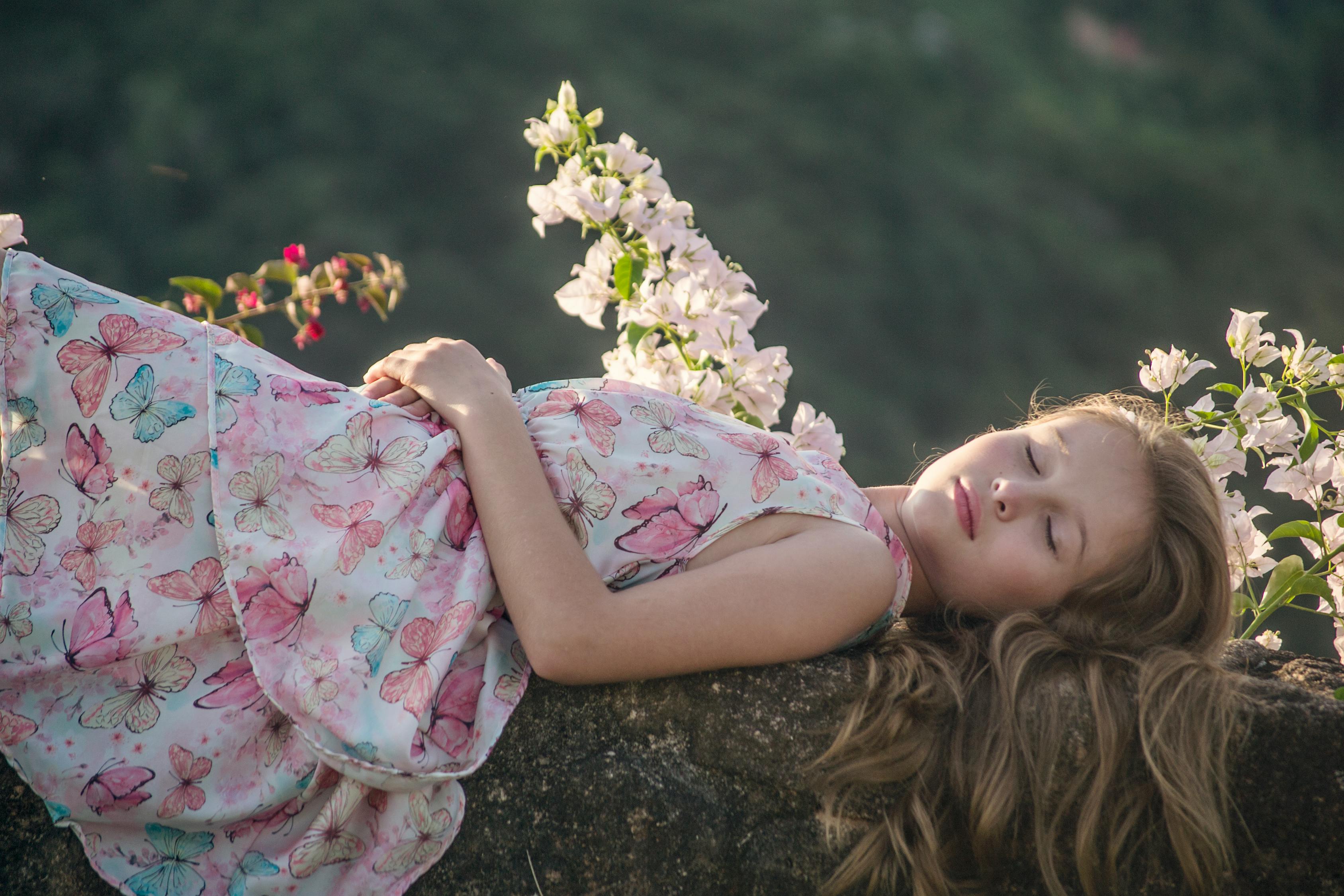 国产美女久久: 穿越时空的美丽传奇