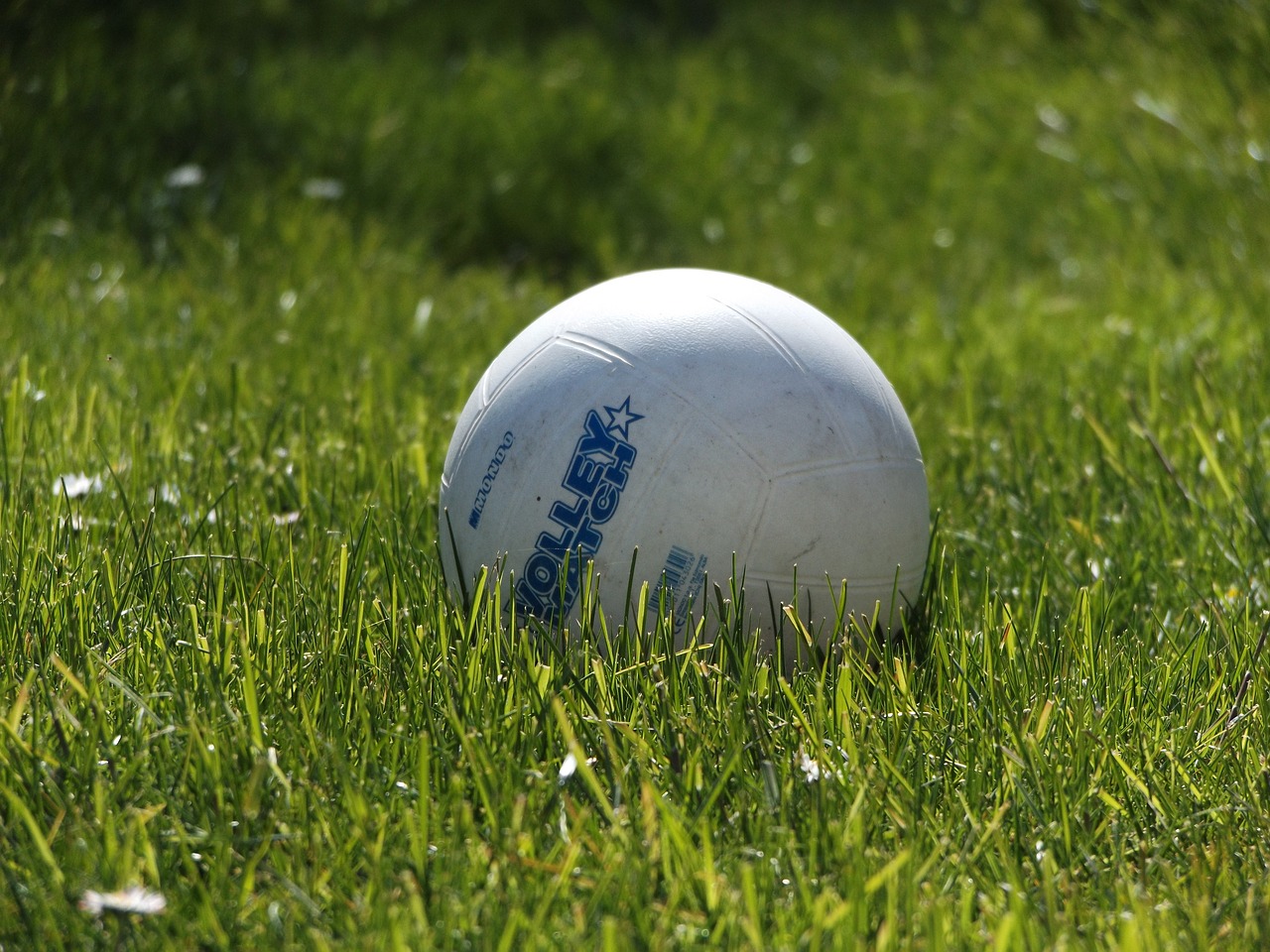 小球闯关，烧脑游戏的新挑战