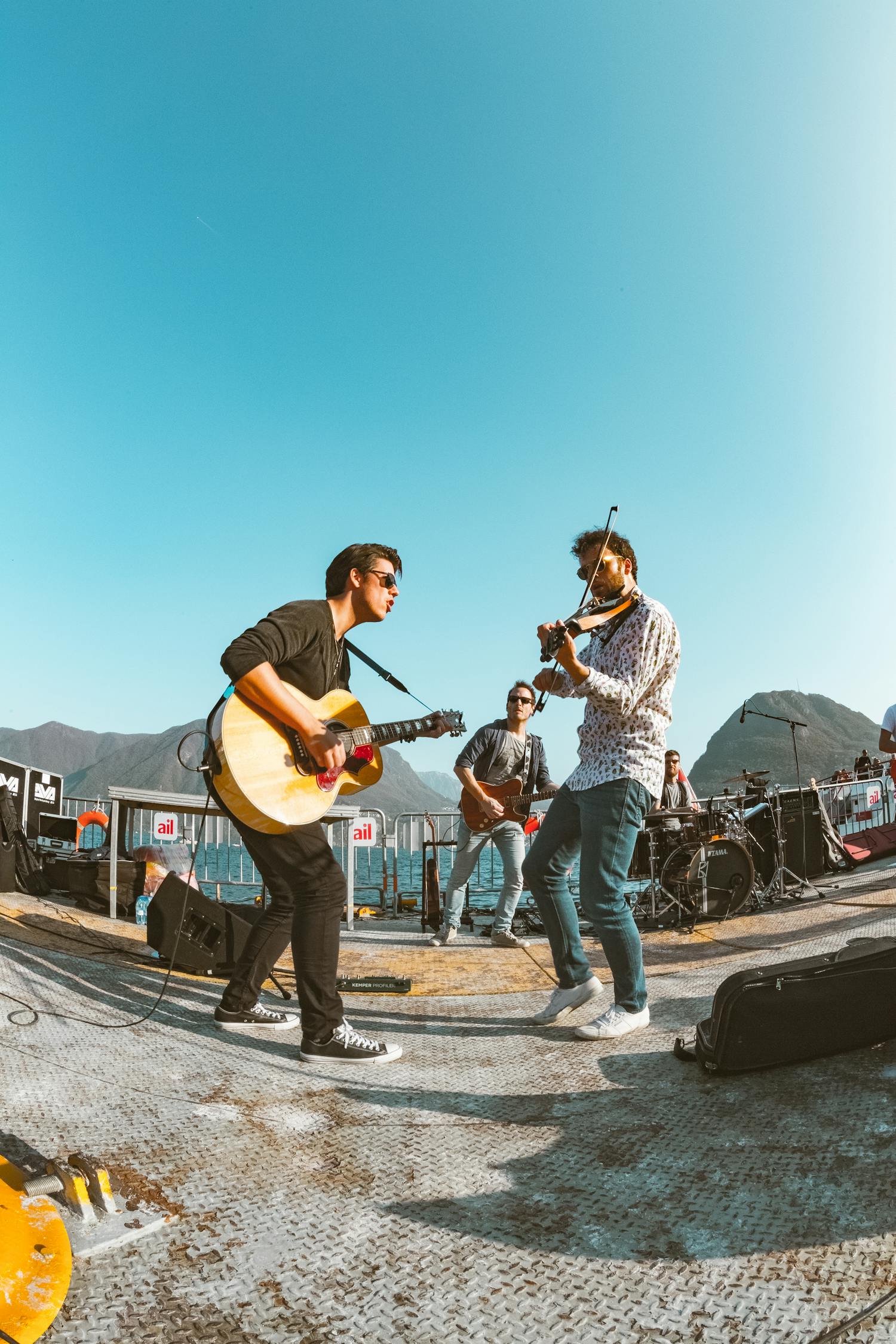 自由翱翔的传奇——记自由女神团队